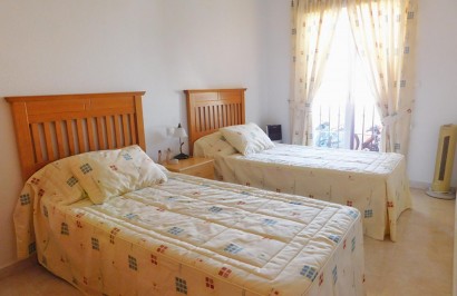 Resale - Apartment / Flat - Hurchillo