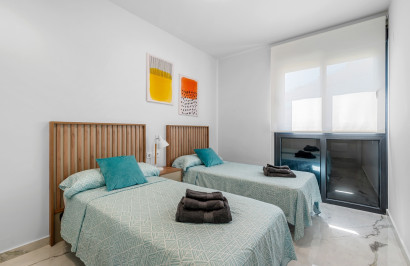 Reventa - Apartamento / Piso - Orihuela Costa - Playa Flamenca