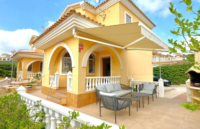 Resale - Detached Villa - Orihuela Costa - Villamartín