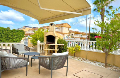 Reventa - Villa independiente - Orihuela Costa - Villamartín