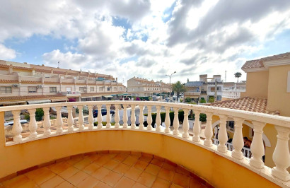 Reventa - Villa independiente - Orihuela Costa - Villamartín