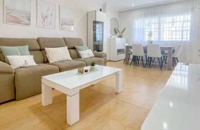 Reventa - Casa de Pueblo - Orihuela Costa - Punta Prima