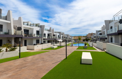 Resale - Apartment / Flat - San Miguel de Salinas