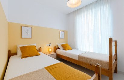 Resale - Apartment / Flat - San Miguel de Salinas