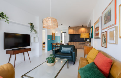 Resale - Apartment / Flat - San Miguel de Salinas