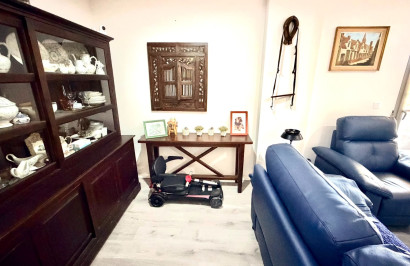 Reventa - Apartamento / Piso - Orihuela Costa - La Zenia