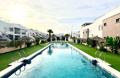 Revente - Appartement - Torrevieja - Aguas Nuevas