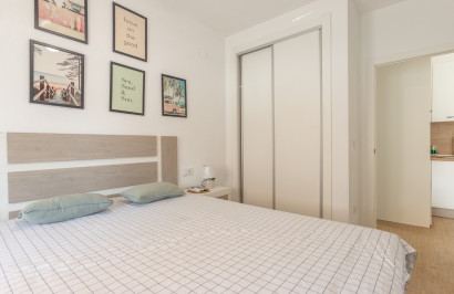 Resale - Apartment / Flat - Torrevieja - Lago Jardin