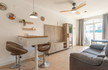Resale - Apartment / Flat - Torrevieja - Lago Jardin