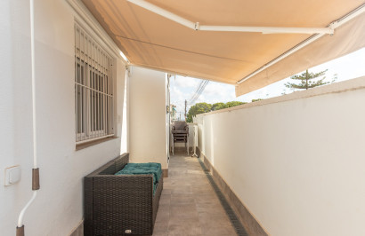Resale - Apartment / Flat - Torrevieja - Lago Jardin