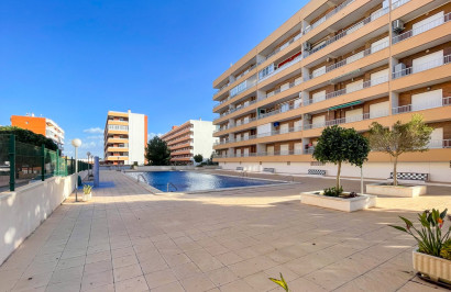Herverkoop - Appartement / Flat - Torrevieja - Punta Prima