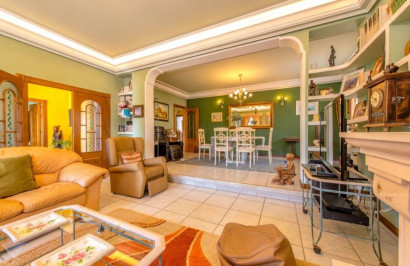 Reventa - Villa independiente - Torrevieja - La Mata