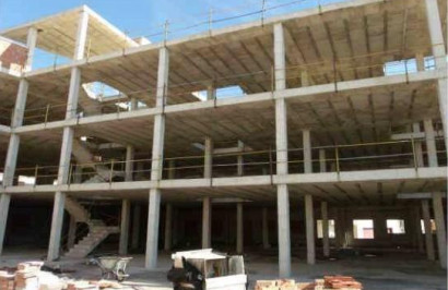 Reventa - Apartamento / Piso - Los Montesinos - Centro