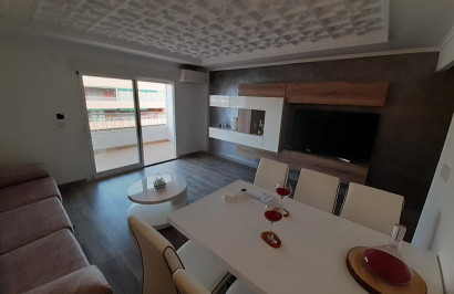 Resale - Apartment / Flat - Torrevieja - Playa del Acequión