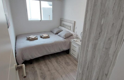 Resale - Apartment / Flat - Torrevieja - Playa del Acequión