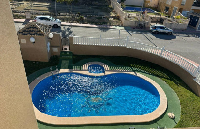 Herverkoop - Vrijstaande villa - Torrevieja - VILLAMARTIN