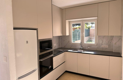 Herverkoop - Vrijstaande villa - Torrevieja - VILLAMARTIN