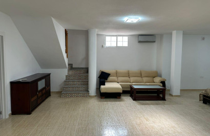 Herverkoop - Vrijstaande villa - Torrevieja - VILLAMARTIN