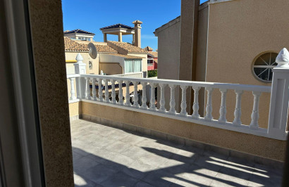 Herverkoop - Vrijstaande villa - Torrevieja - VILLAMARTIN
