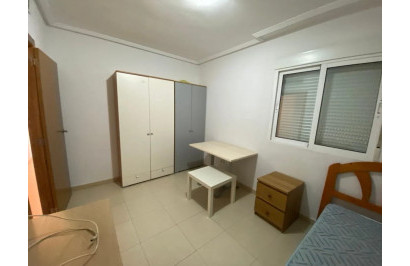 Resale - Apartment / Flat - Redován - PUEBLO