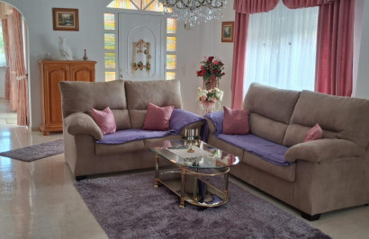 Resale - Detached Villa - Benferri - Benfis Park