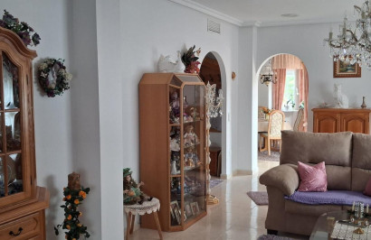 Resale - Detached Villa - Benferri - Benfis Park