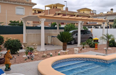 Resale - Detached Villa - Benferri - Benfis Park