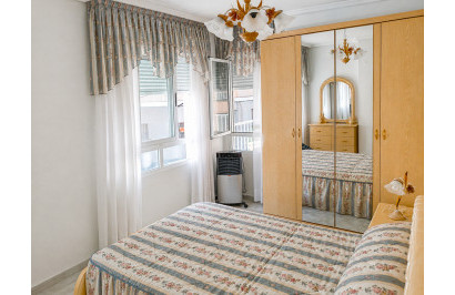 Herverkoop - Appartement / Flat - Torrevieja - Playa del Cura