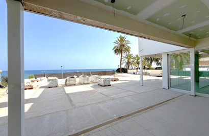 Obra nueva - Villa independiente - Orihuela Costa - Punta Prima
