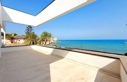 Obra nueva - Villa independiente - Orihuela Costa - Punta Prima