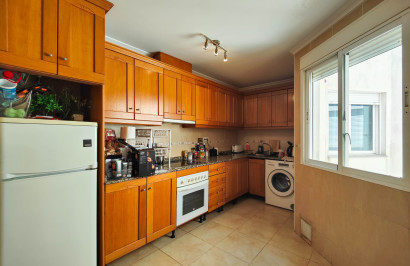 Lange Termijn Verhuur - Appartement / Flat - Torrevieja - Antonio Machado