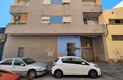 Lange Termijn Verhuur - Appartement / Flat - Torrevieja - Antonio Machado