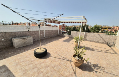 Herverkoop - Stadshuis - Los Montesinos - La Herrada
