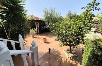 Herverkoop - Stadshuis - Los Montesinos - La Herrada