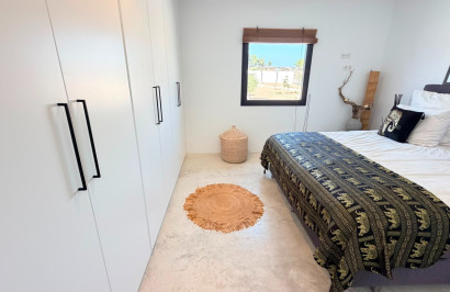 Resale - Detached Villa - Pinoso