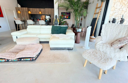 Resale - Detached Villa - Pinoso