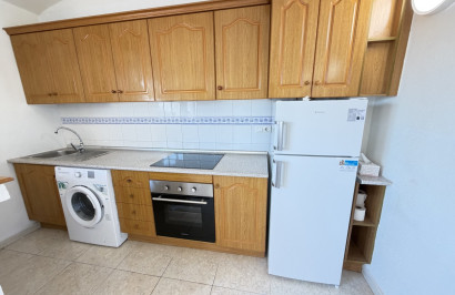 Resale - Apartment / Flat - Villamartín