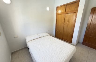Resale - Apartment / Flat - Villamartín