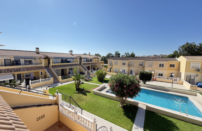 Resale - Apartment / Flat - Villamartín