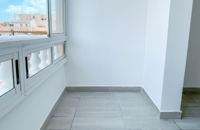 Reventa - Apartamento / Piso - Torrevieja
