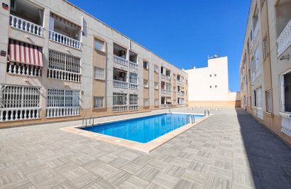 Resale - Apartment / Flat - Torrevieja - Antonio Machado