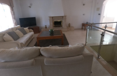 Reventa - Villa independiente - Algorfa