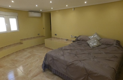Reventa - Villa independiente - Algorfa
