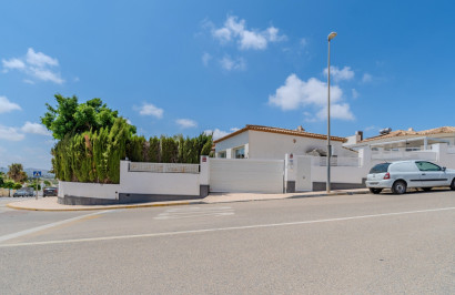Resale - Detached Villa - San Fulgencio