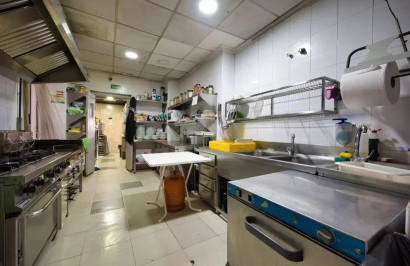 Resale - Commercial Unit - Torrevieja - Centro