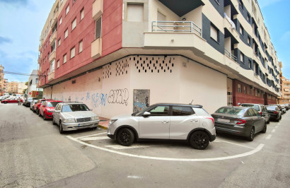 Resale - Commercial Unit - Torrevieja - El Acequión - Los Náufragos