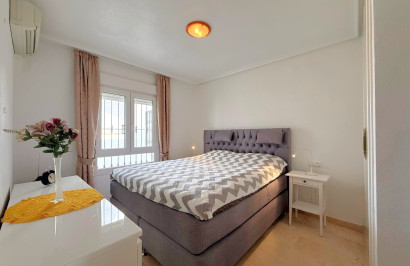 Resale - Apartment / Flat - Orihuela Costa - Villamartín