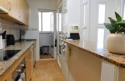 Resale - Apartment / Flat - Torremendo