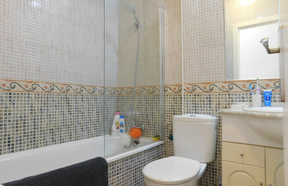 Resale - Apartment / Flat - Torremendo