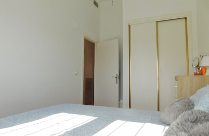 Resale - Apartment / Flat - Torremendo